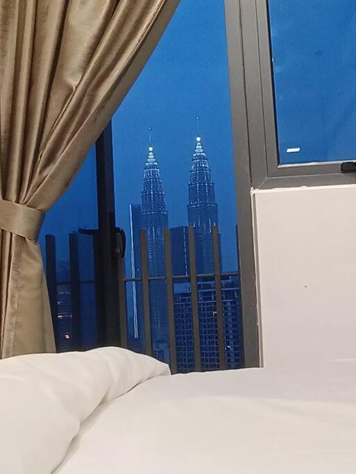 쿠알라룸푸르 Cl 27A Insta Klcc View & Infinity Pool View 아파트 외부 사진